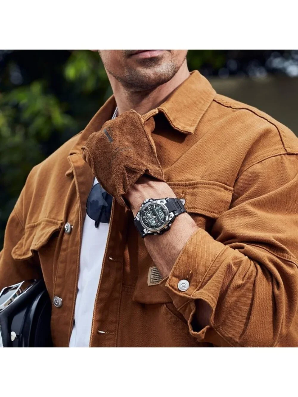 Men's Black And Silver Analog Quartz Sport Waterproof Military LED Digital Watch